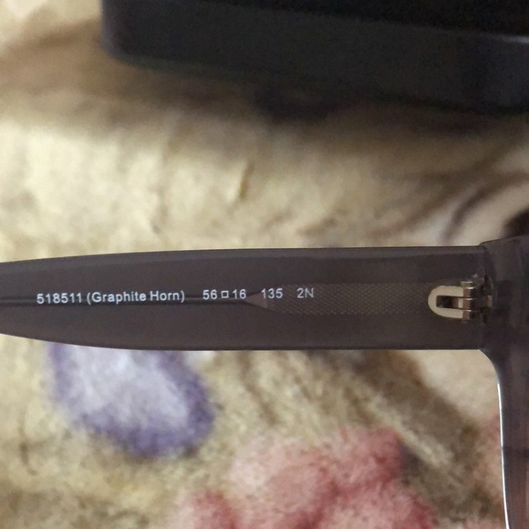 Coach Sunglasses - Picture 4 of 5